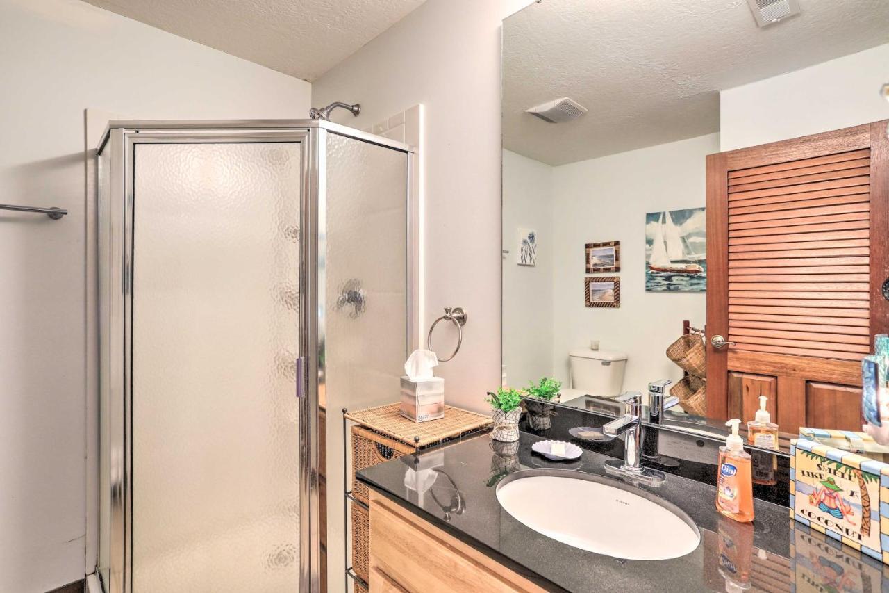 Appartamento Waterfront Bass Island Retreat With Balcony And Tv Put-in-Bay Esterno foto