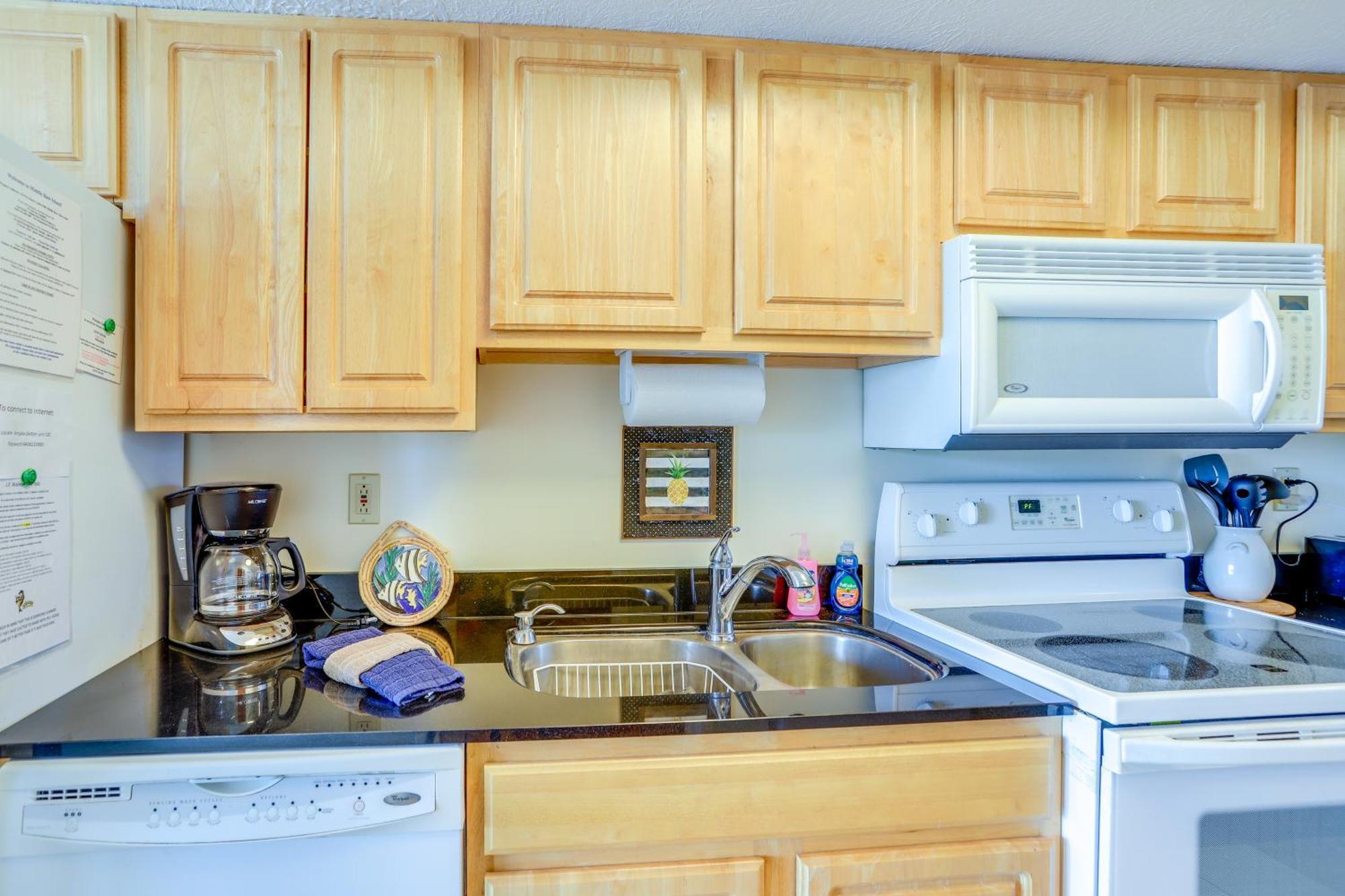 Appartamento Waterfront Bass Island Retreat With Balcony And Tv Put-in-Bay Esterno foto