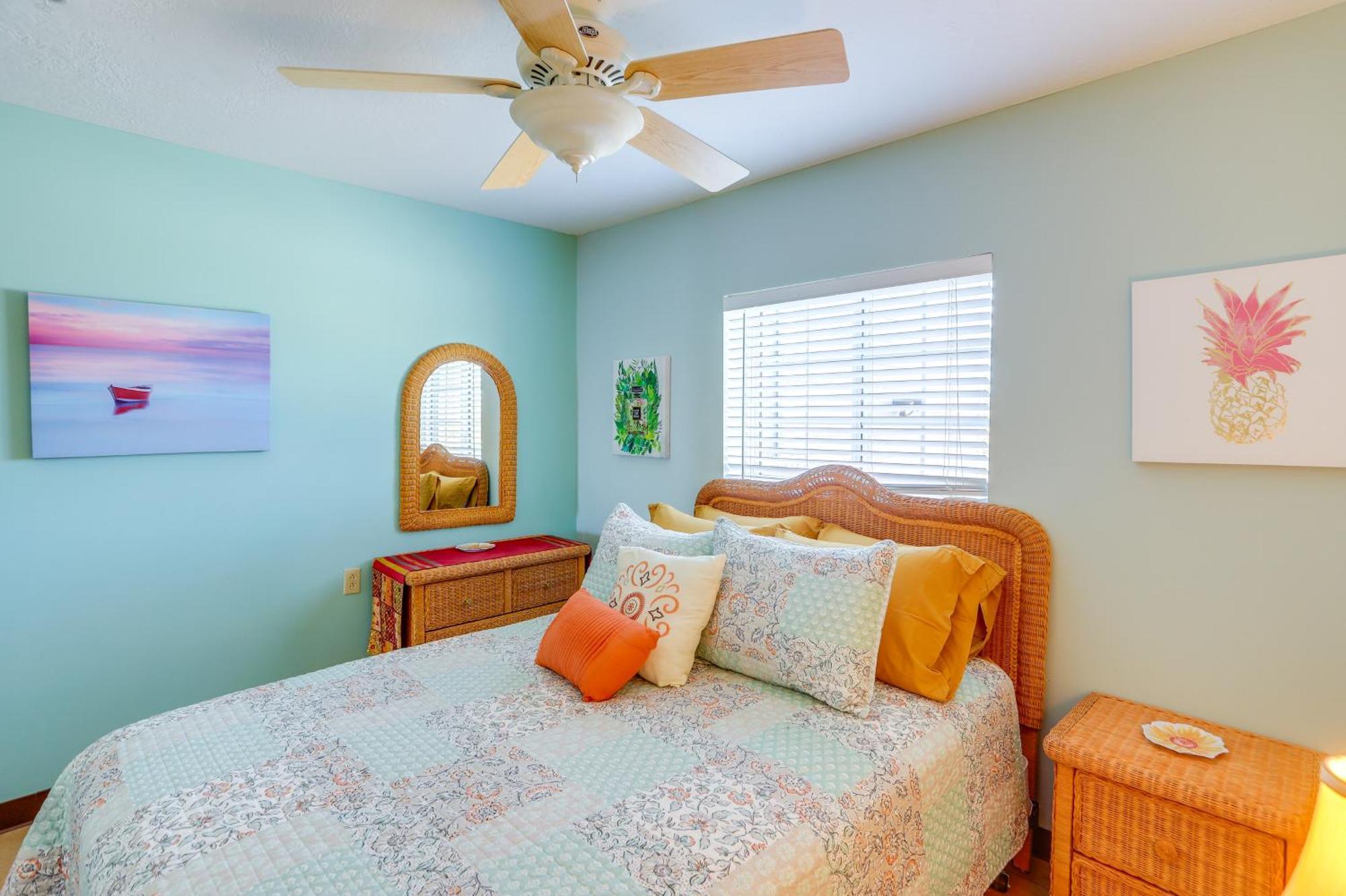 Appartamento Waterfront Bass Island Retreat With Balcony And Tv Put-in-Bay Esterno foto