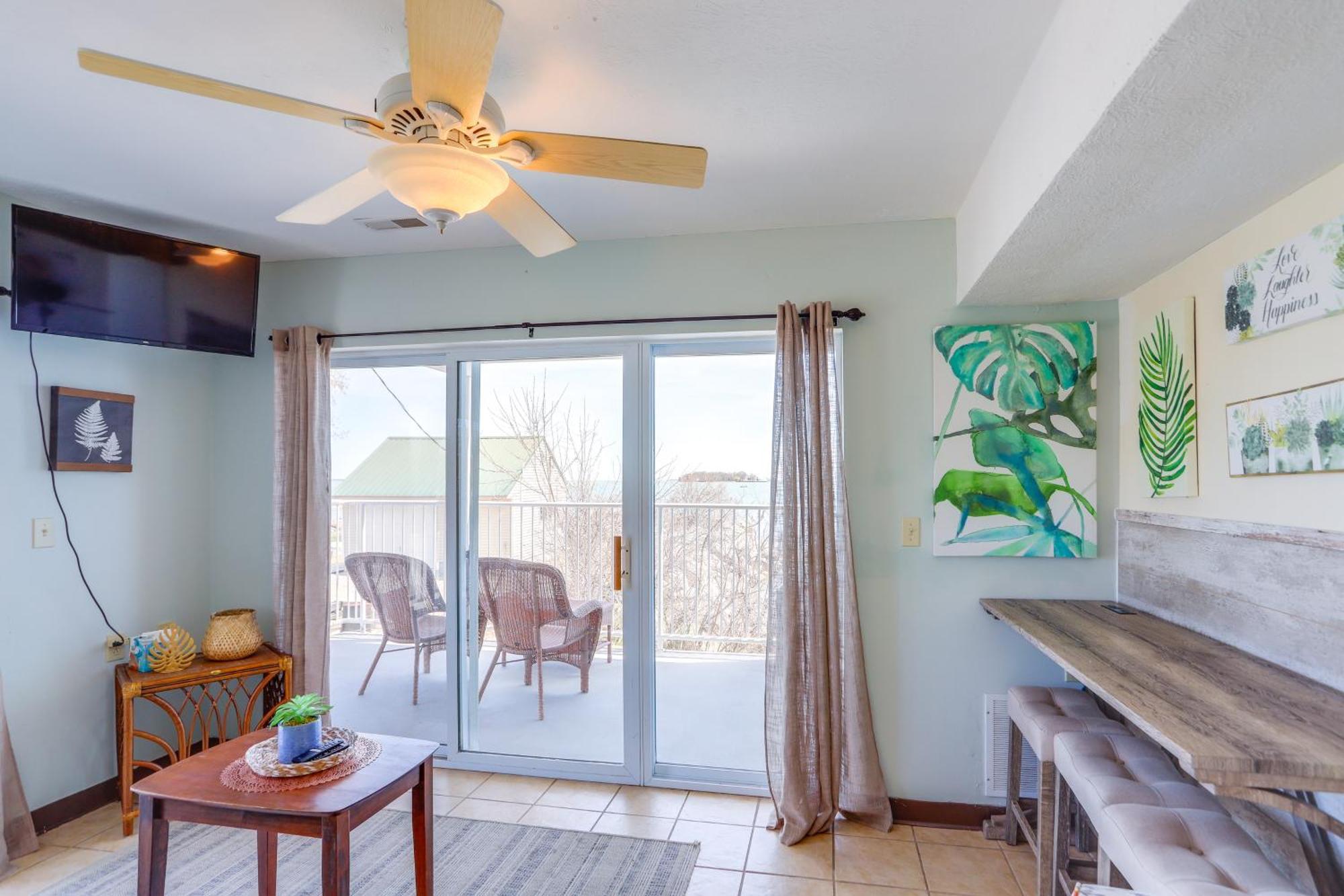 Appartamento Waterfront Bass Island Retreat With Balcony And Tv Put-in-Bay Esterno foto