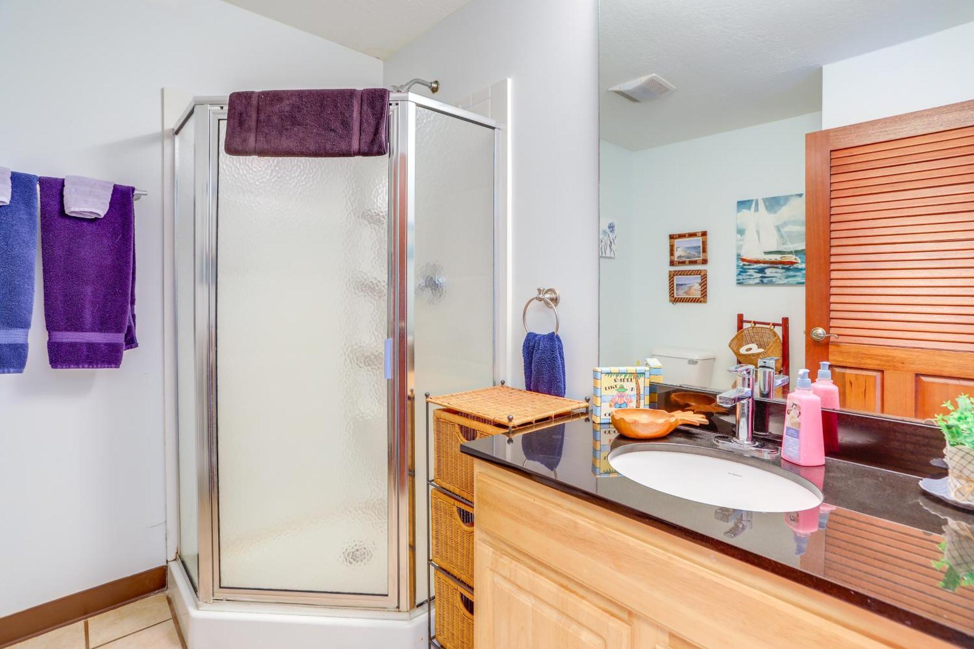 Appartamento Waterfront Bass Island Retreat With Balcony And Tv Put-in-Bay Esterno foto